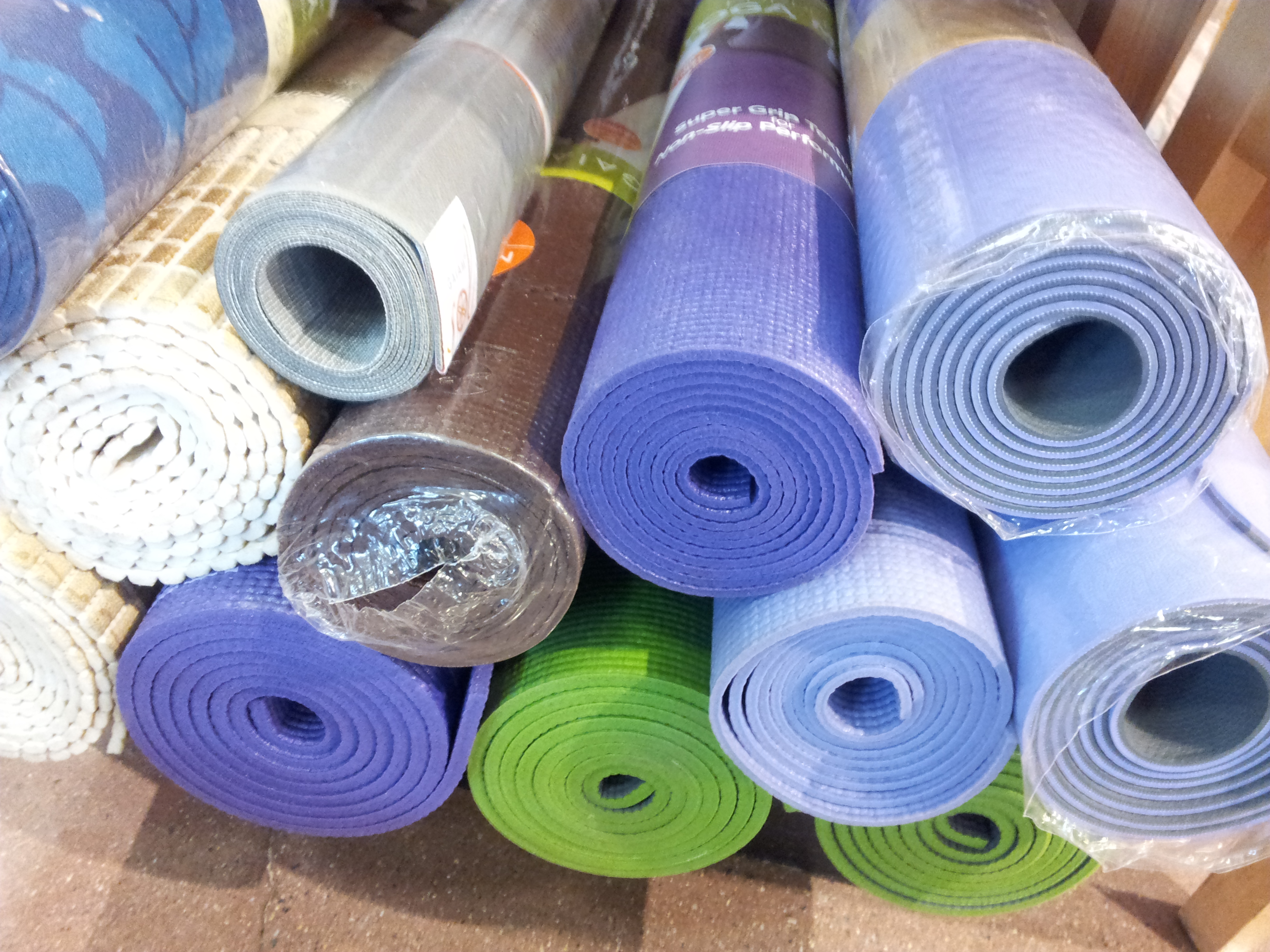 thin or thick yoga mat