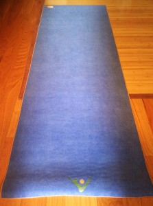 Aurorae-Synergy-Yoga---Mat--Towel