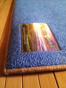 Aurorae-Synergy-Yoga-Mat-Towel-corner