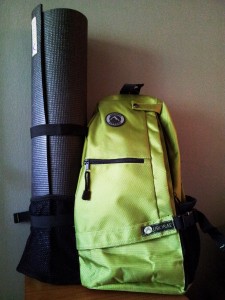 Aurorae-yoga-mat-backpack-1